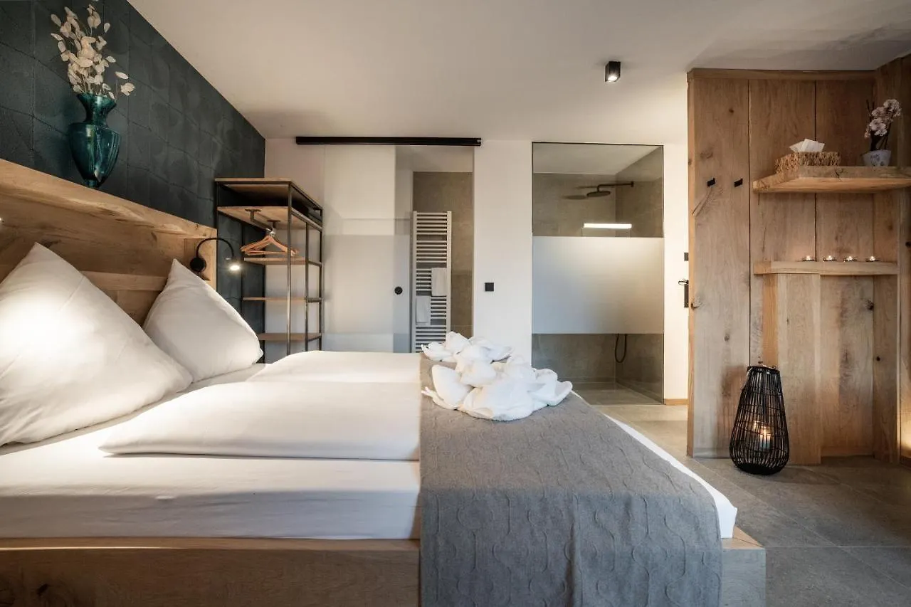 Ferienhaus Forstgut Luxuschalets Regen